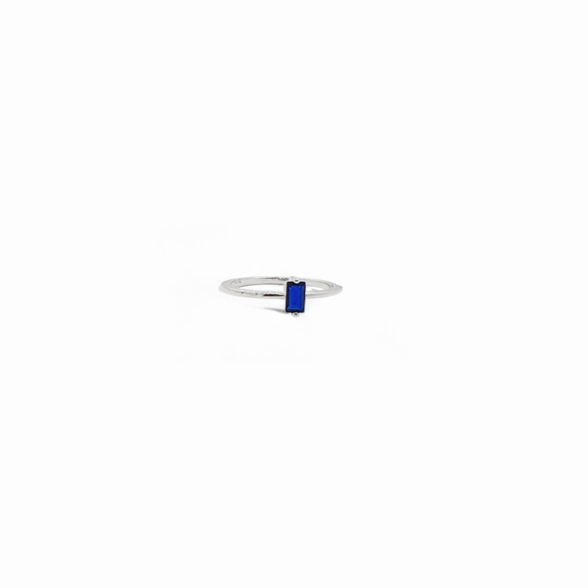 Anillo de Plata Italiana 925 con Circonita en Forma Rectangular