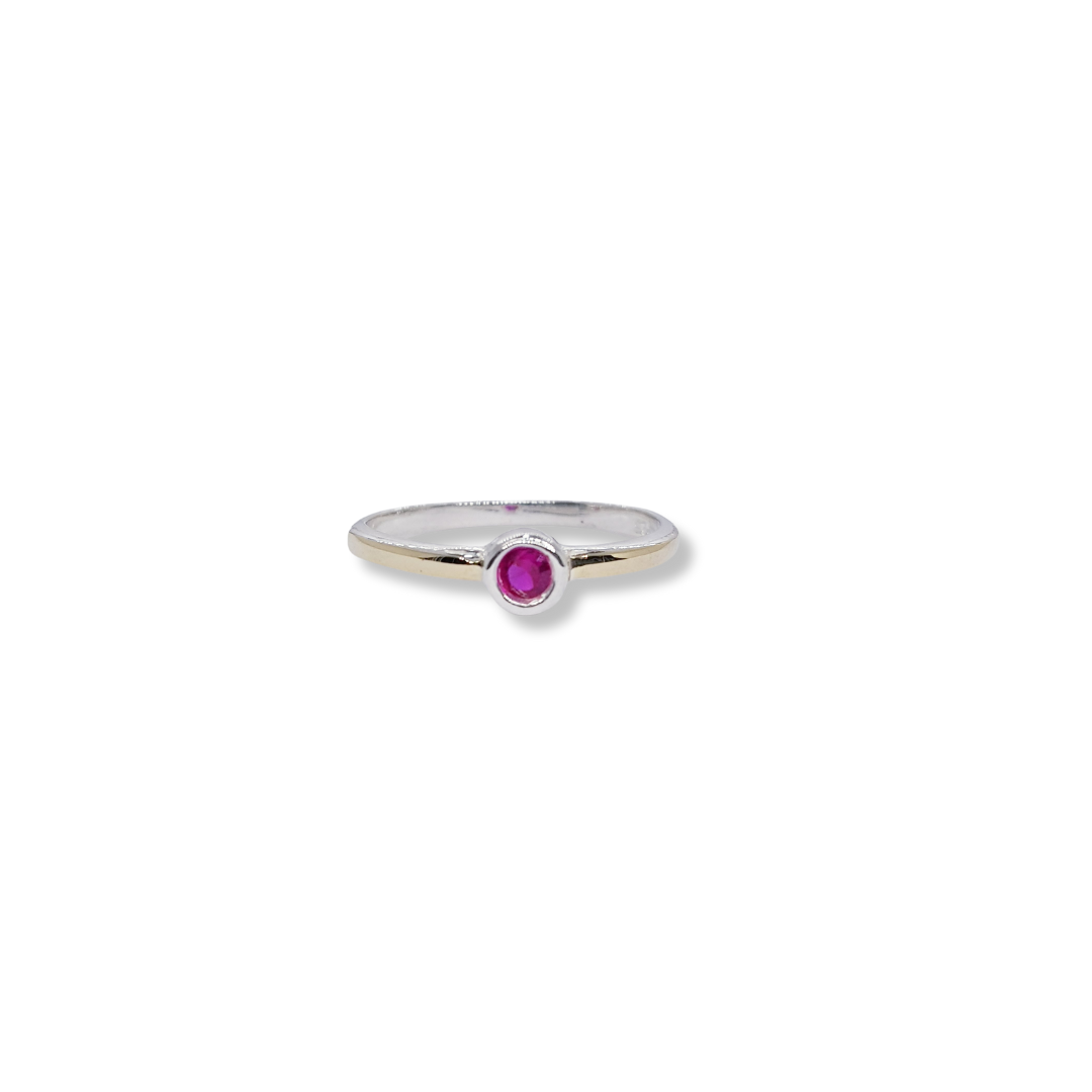ANILLO SOLITARIO CON LAMINA DE ORO