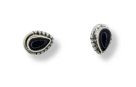 AROS CON PIEDRA NATURAL EN FORMA DE GOTA